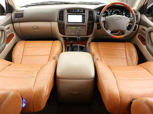 LANDCRUISER wagon