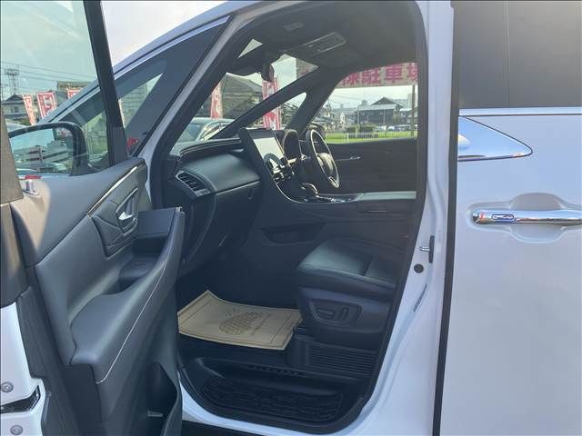 ALPHARD hybrid