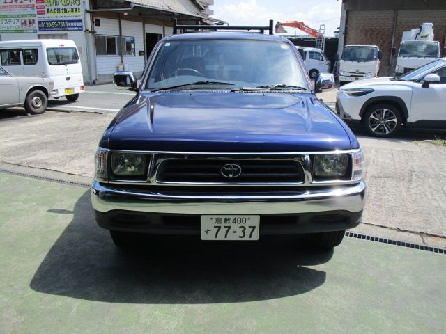 HILUX 2WD