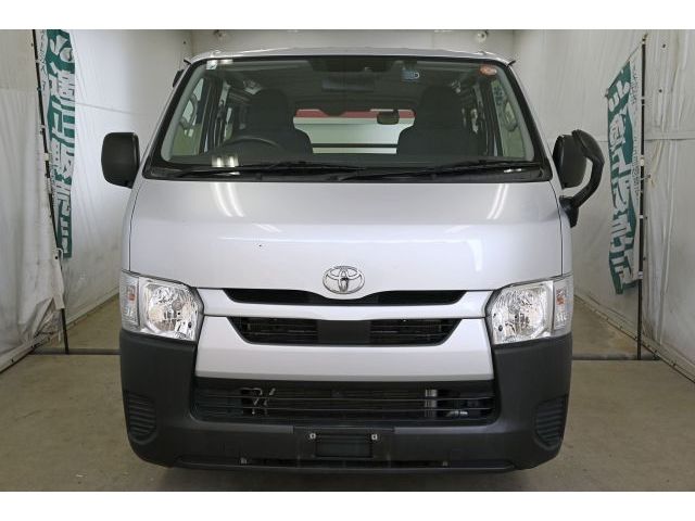 HIACE van 4WD