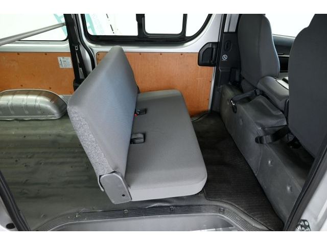 HIACE van 4WD