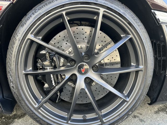 マクラーレン　７２０Ｓ