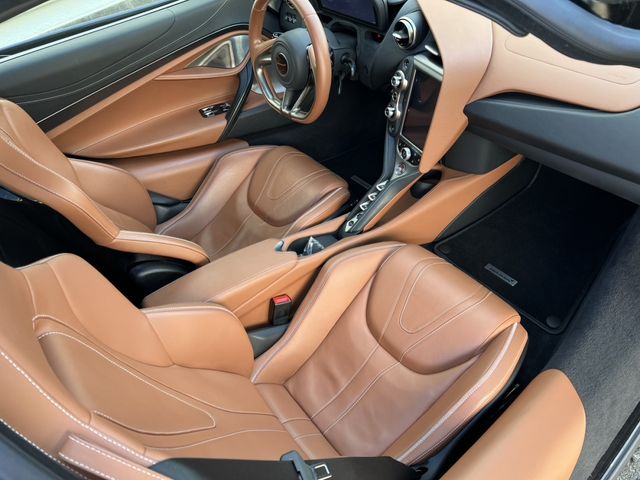 マクラーレン　７２０Ｓ