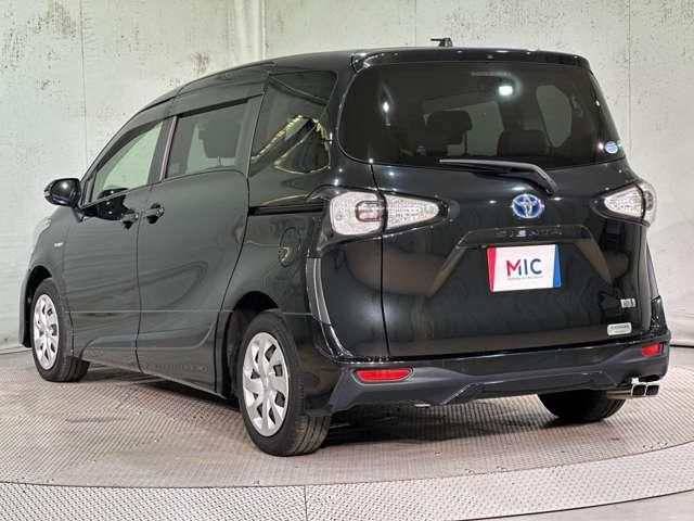 SIENTA HYBRID