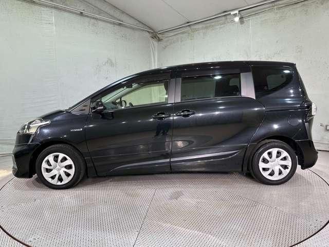 SIENTA HYBRID