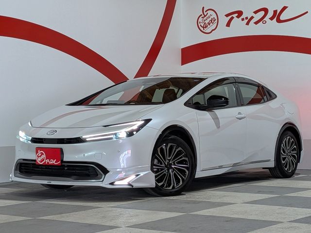 PRIUS 4WD