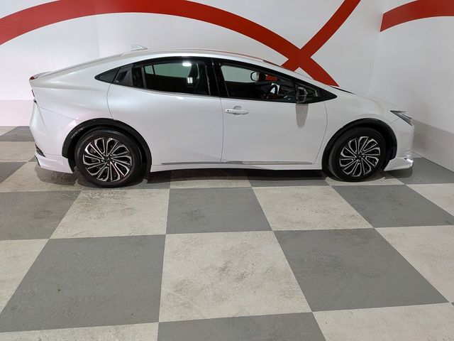 PRIUS 4WD