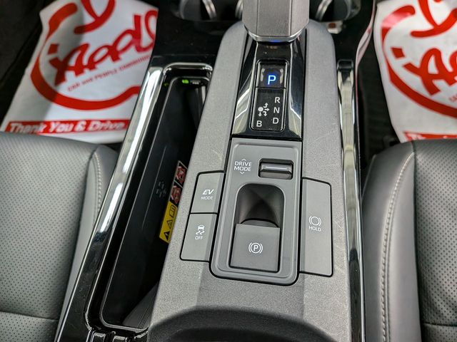 PRIUS 4WD