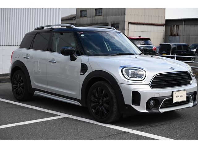 MINI COOPER D CROSSOVER