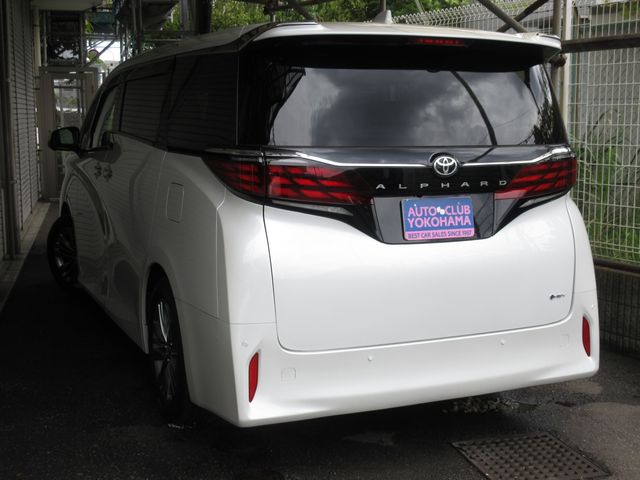 ALPHARD hybrid