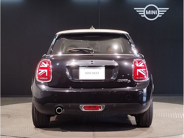 MINI COOPER D 5DOOR