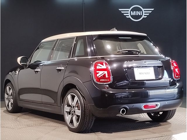 MINI COOPER D 5DOOR