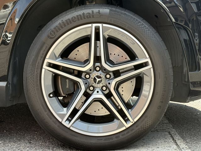 MERCEDES BENZ GLS class