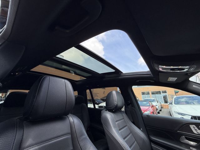 MERCEDES BENZ GLS class
