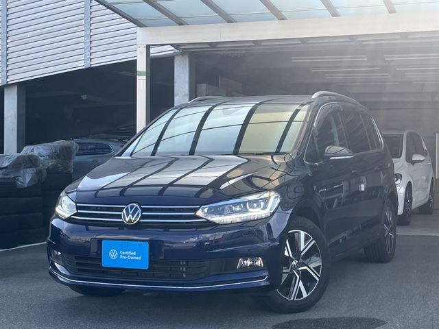 VOLKSWAGEN GOLF TOURAN
