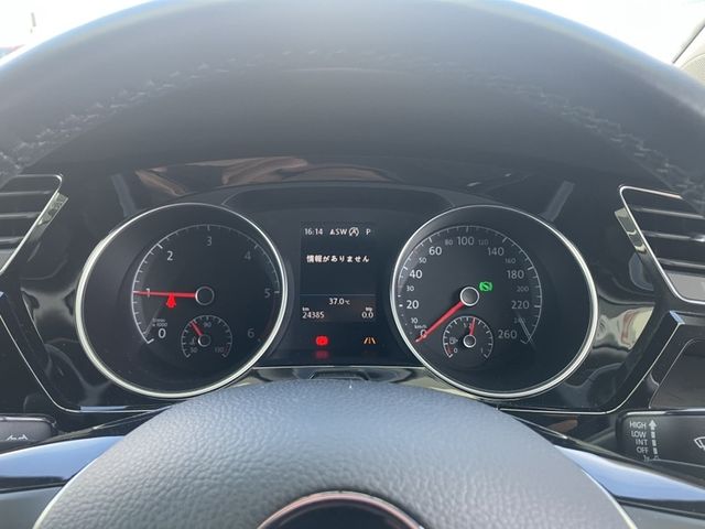 VOLKSWAGEN GOLF TOURAN