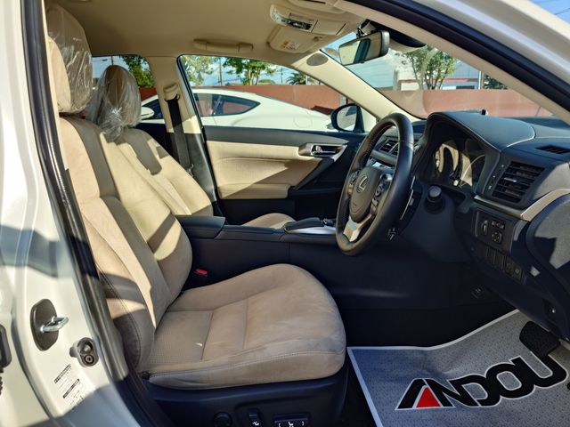 LEXUS CT200h