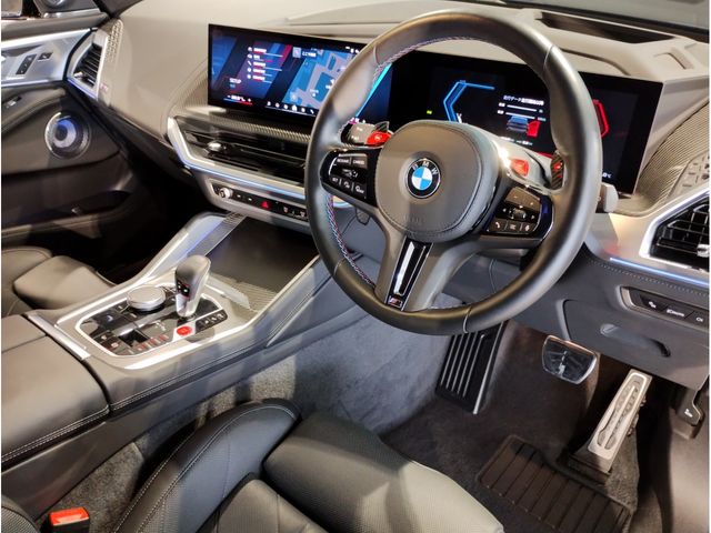 BMW XM