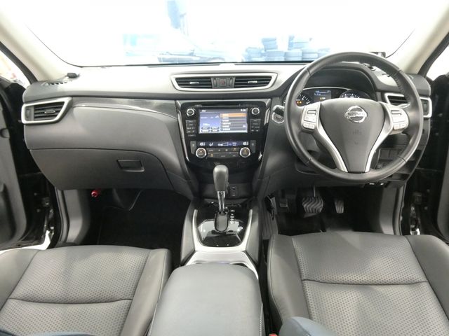 X-TRAIL 2WD