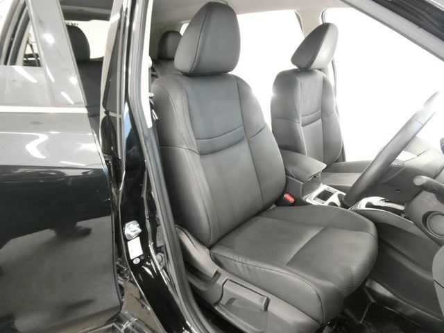 X-TRAIL 2WD