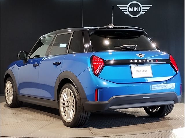 MINI COOPER 5DOOR