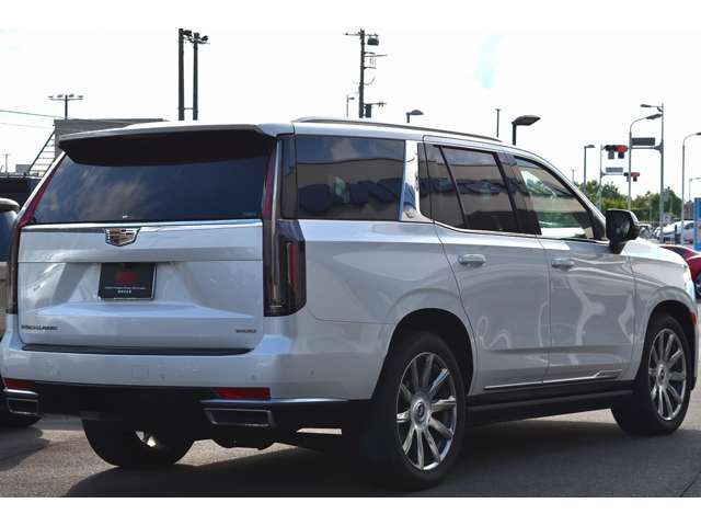 CADILLAC ESCALADE