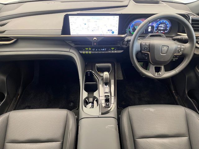 CROWN SPORT