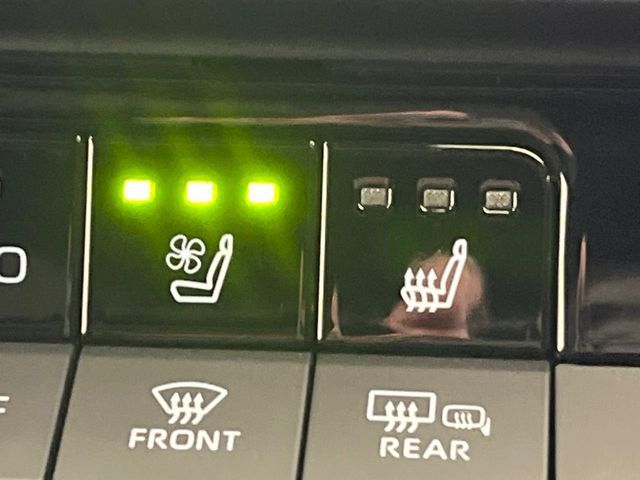 CROWN SPORT