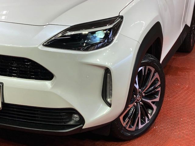 YARIS CROSS HYBRID