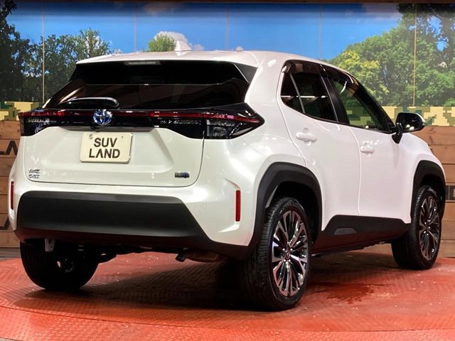 YARIS CROSS HYBRID