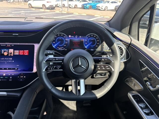 MERCEDES BENZ EQE SUV