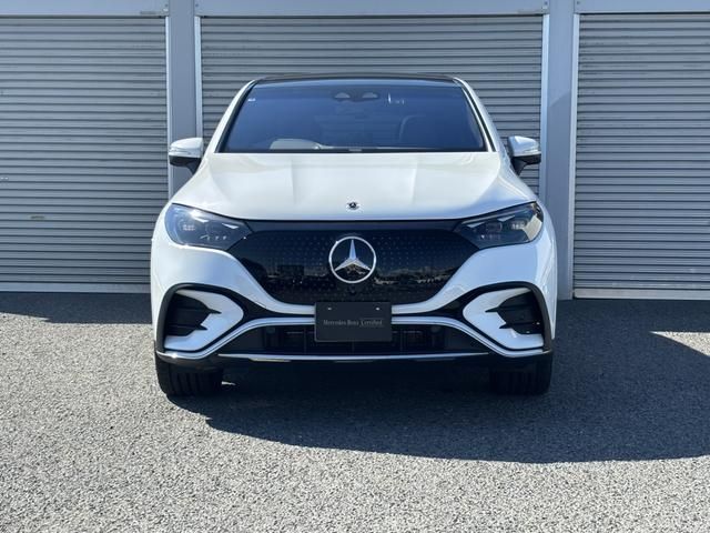 MERCEDES BENZ EQE SUV