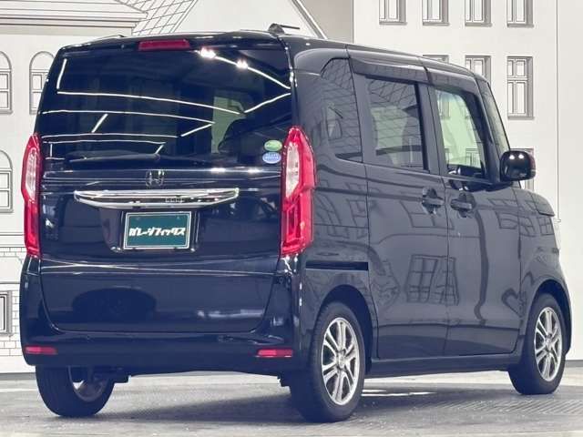 N BOX
