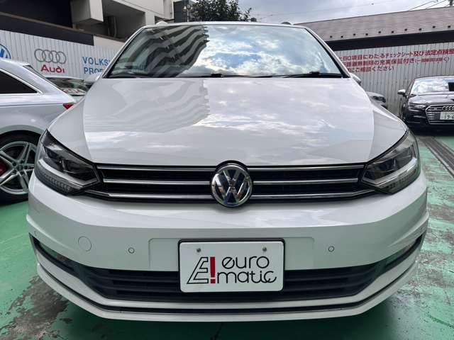 VOLKSWAGEN GOLF TOURAN