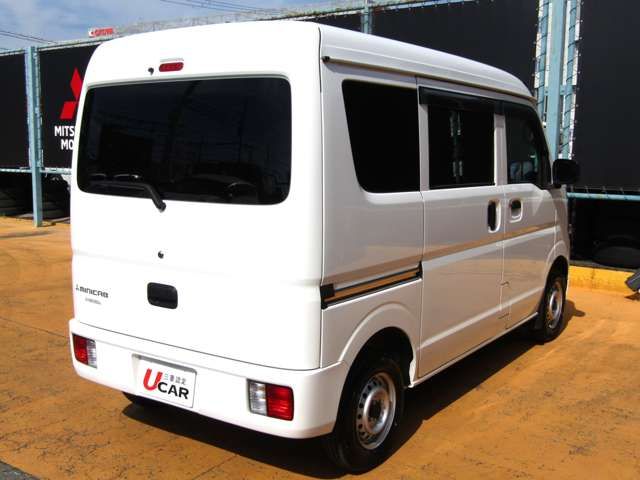 MINICAB van