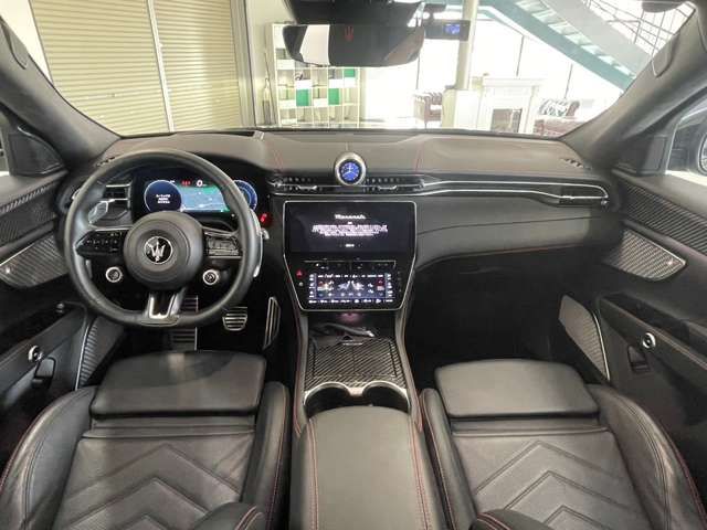 MASERATI Grecale