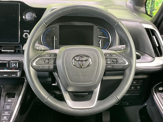 VOXY HYBRID