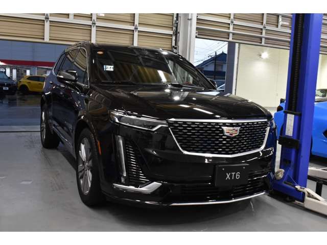 CADILLAC XT6