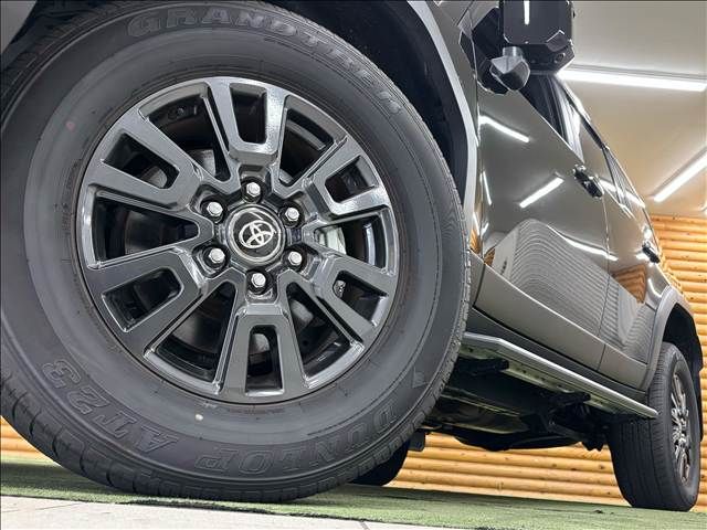 LANDCRUISER 250