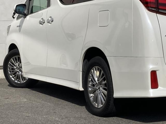 ALPHARD hybrid 4WD