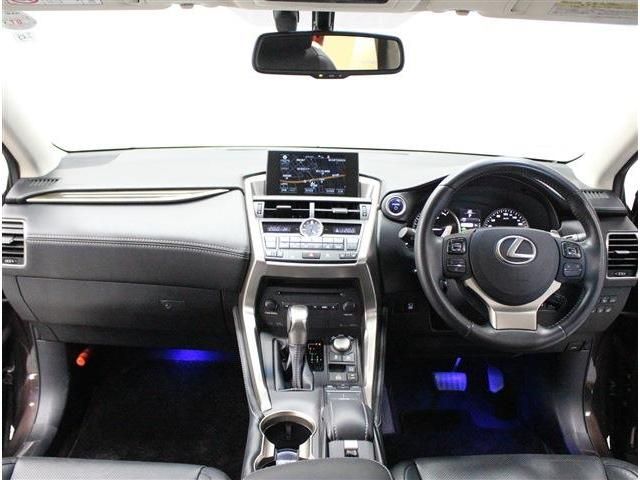 LEXUS NX300h AWD