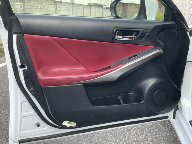 LEXUS IS350