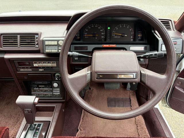 MARK2 sedan