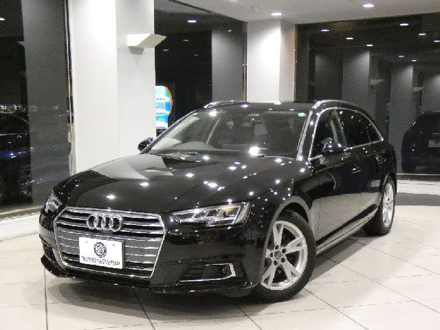 AUDI A4 AVANT