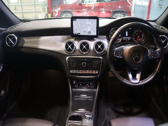 MERCEDES BENZ GLA class