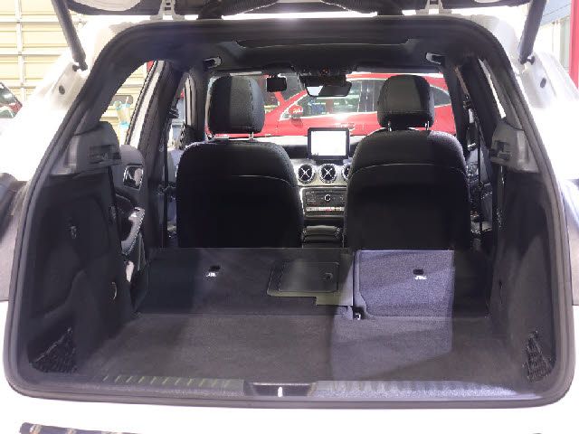 MERCEDES BENZ GLA class