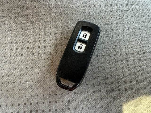 N BOX