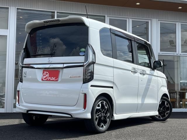 N BOX CUSTOM