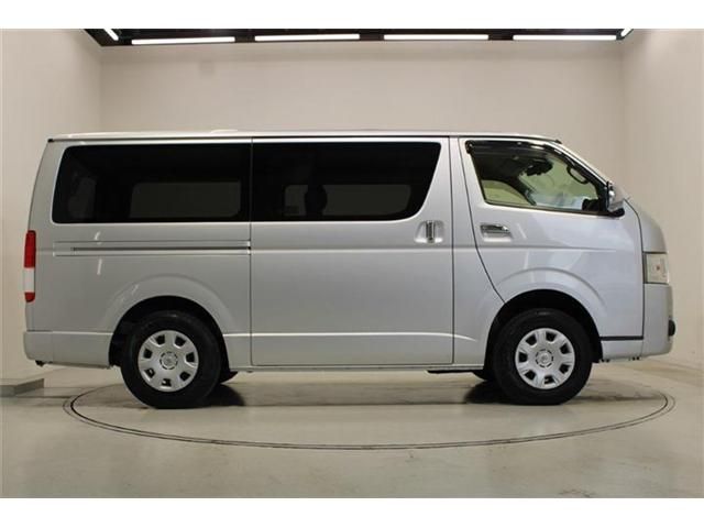 HIACE van 4WD