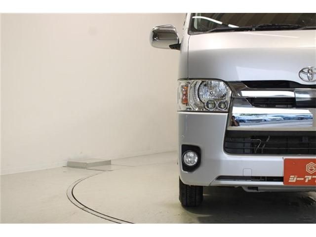 HIACE van 4WD